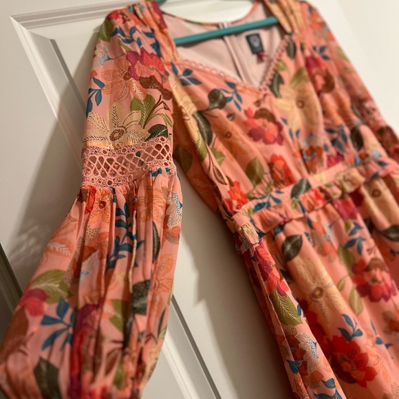 Vince Camuto Coral Dress with Lace Details - Picture 5 of 6